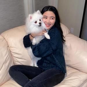 Meet your Posher, Helen